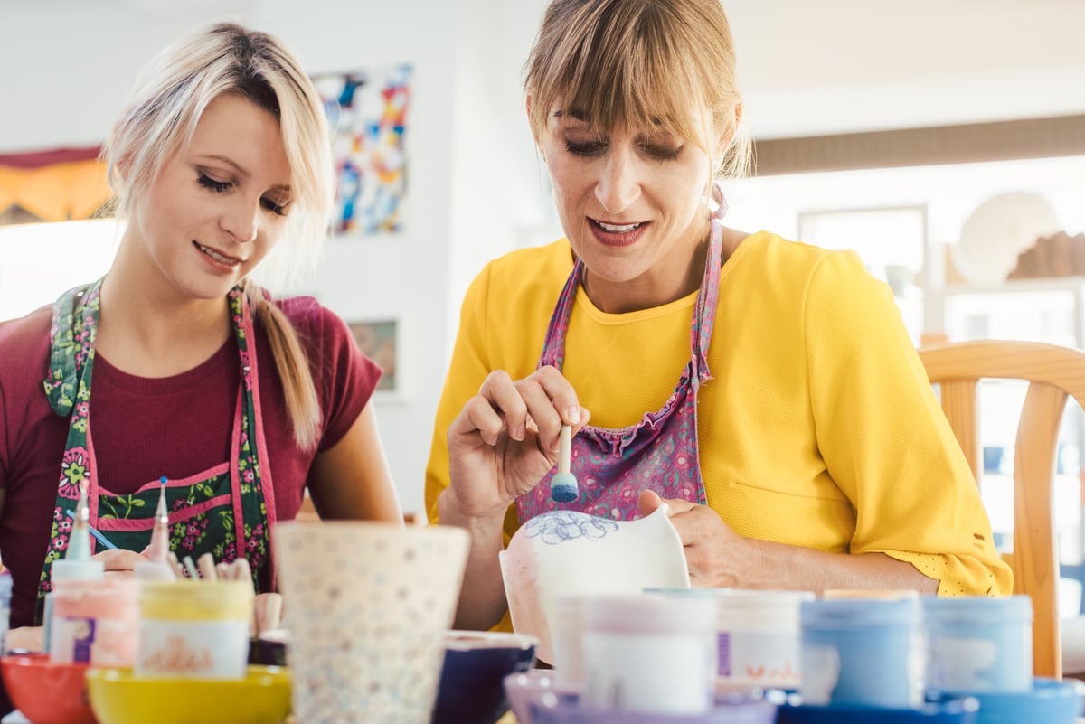 Women in DIY Workshop Coloring and Decorating